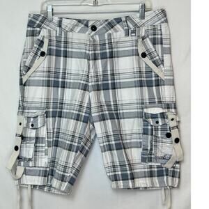 Nick Danger Men’s 32 White/Gray Striped Cargo Shorts Skater Y2K Streetwear